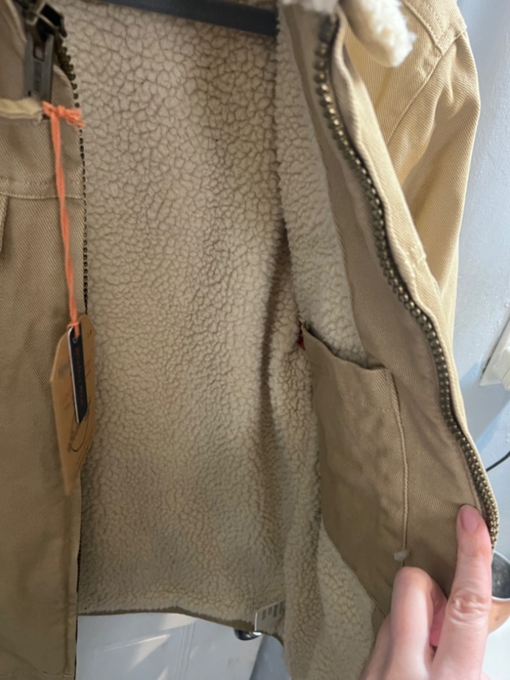 Weatherproof Vintage Men's Sherpa Lined Trucker Jacket, Beige Canvas, NWT - Picture 6 of 7